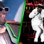 Flavor Flav revelado como un guardabosques con un coma en un marcador escrito: reloj