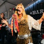 Jessica Simpson regresa a SXSW, hace que Willie Nelson gana